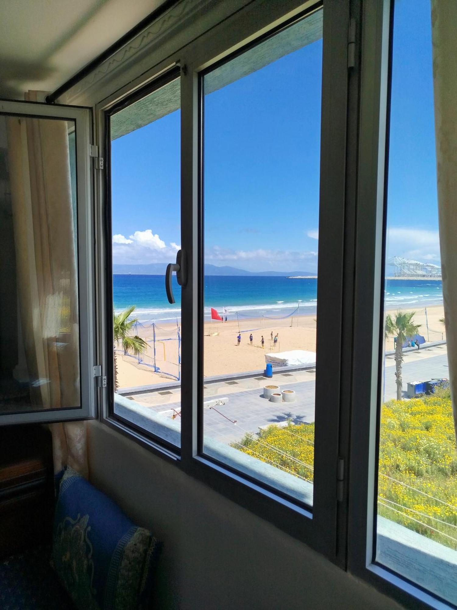 Apartment Corniche Ksar Sgher Ksar es Sghir Exterior photo